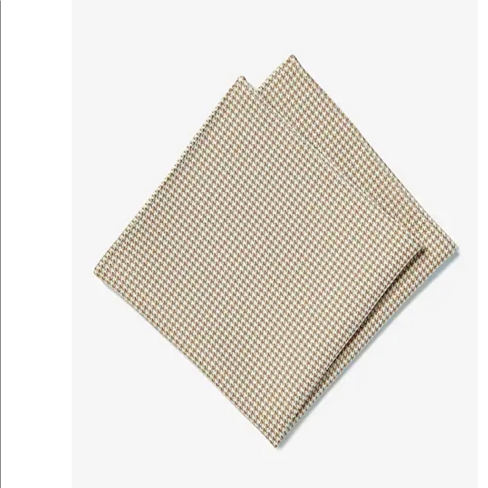 Express camel houndstooth pocket squares